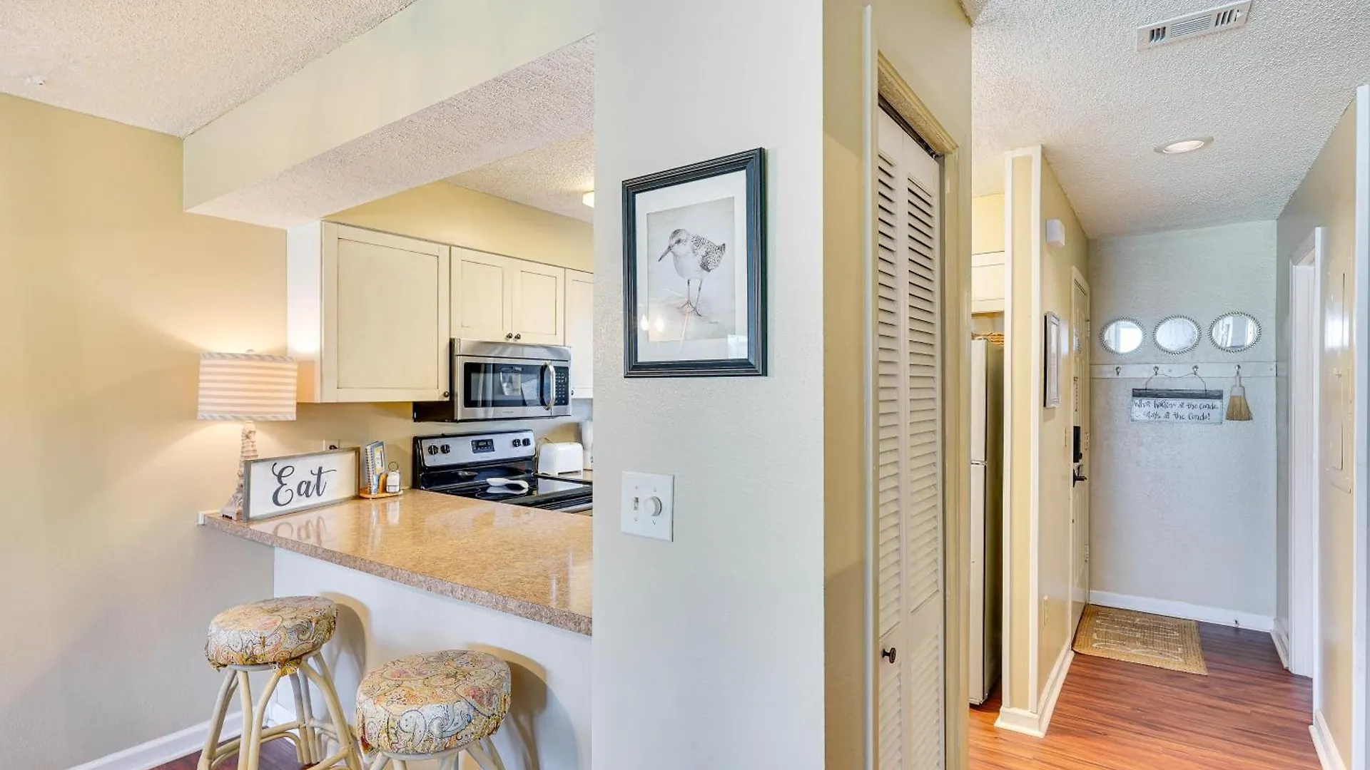 Apartment Breezy Pcb Retreat With Balcony - Walk To Beach! Panama City Beach