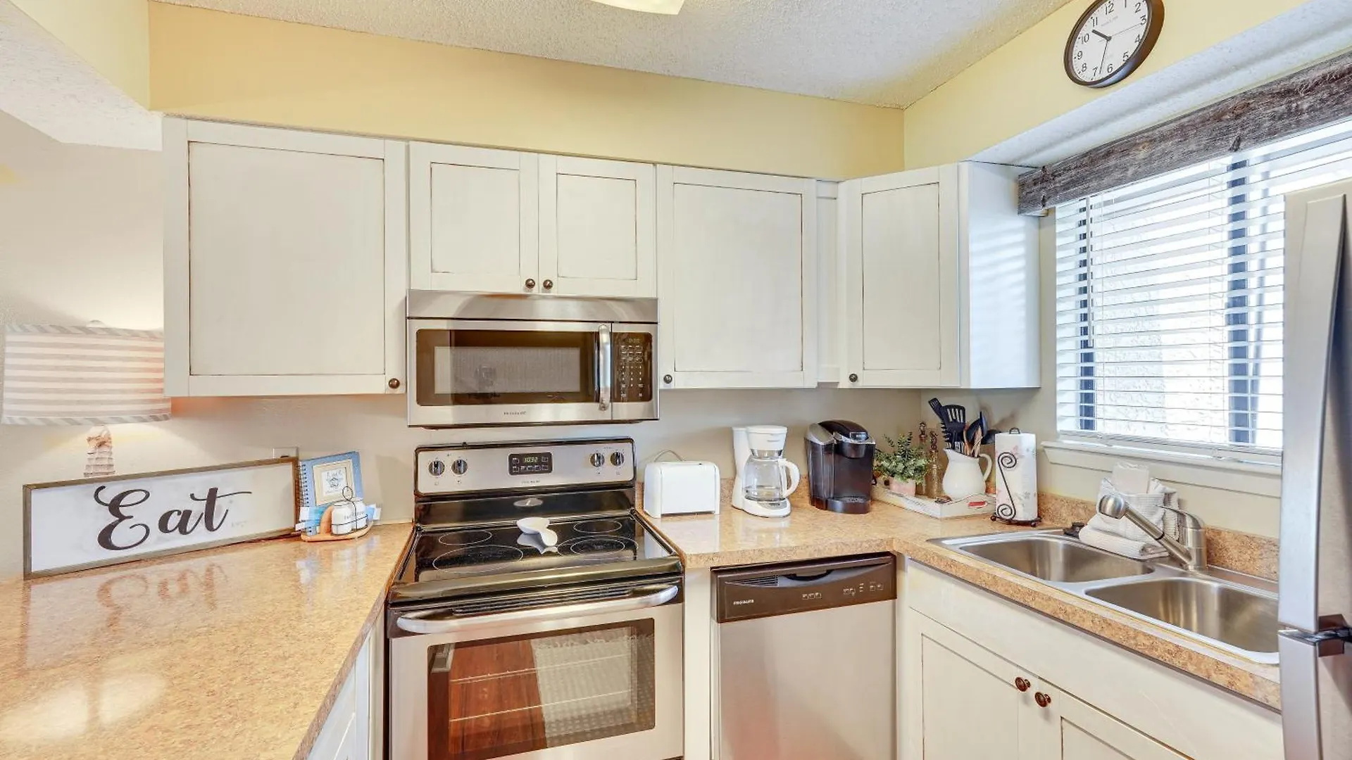 Apartment Breezy Pcb Retreat With Balcony - Walk To Beach! Panama City Beach